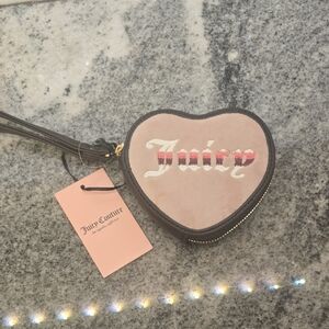 Juicy Couturw Heart Shaped Small Wristlet nwt